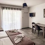 Nissi Avenue 64 3 - Luxcyservices