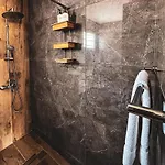 Nissi Avenue 64 3 - Luxcyservices Appartamento *